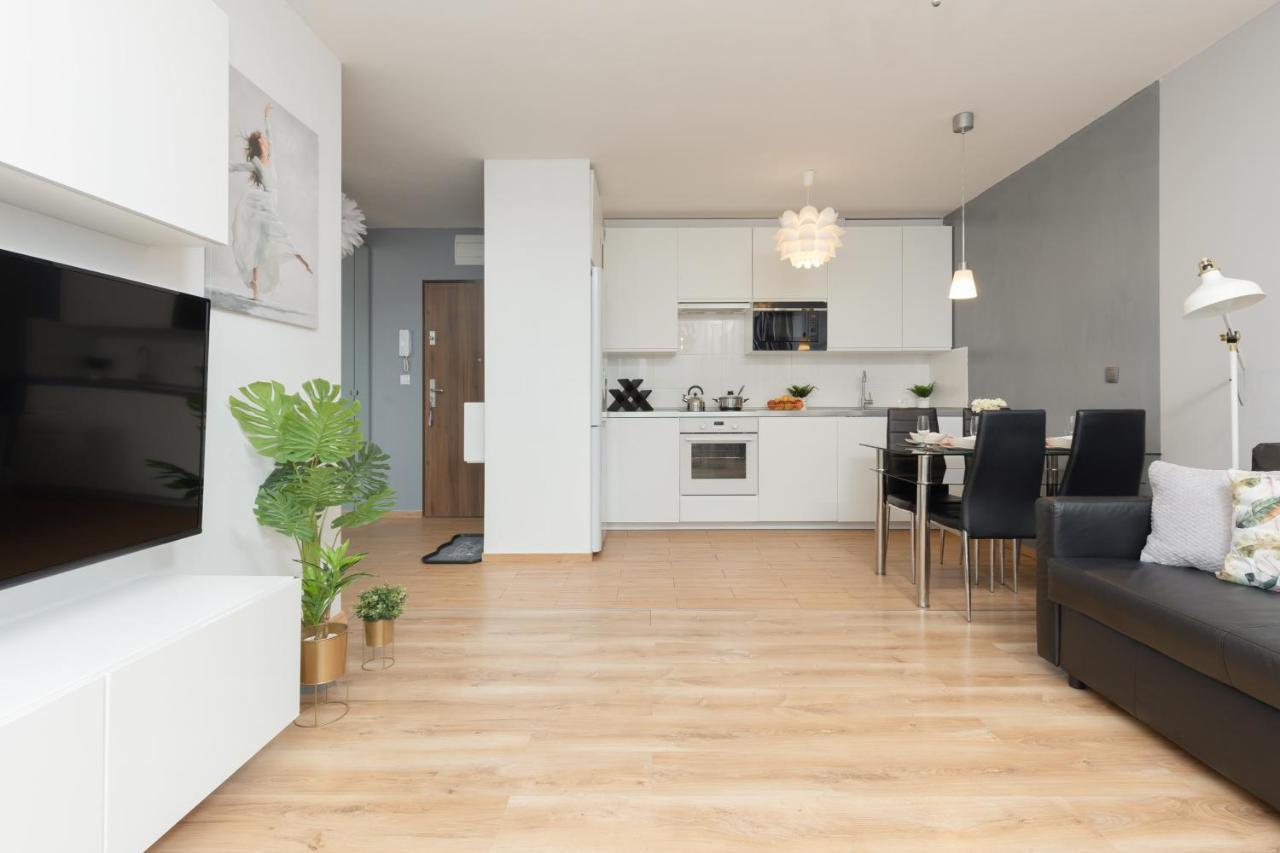 Warszawa Wawrzyszewska Apartment By Noclegi Renters Esterno foto